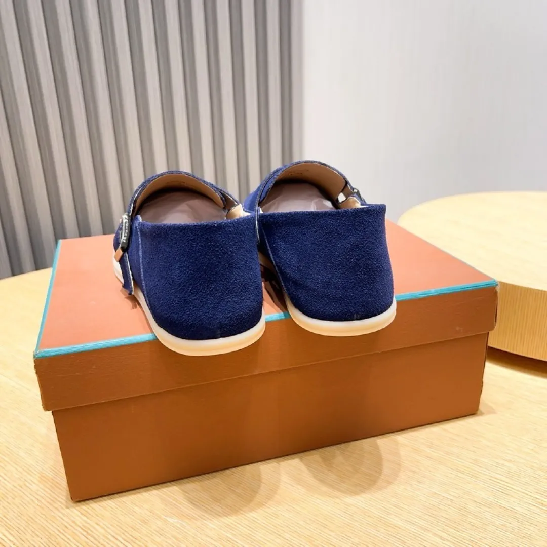 Factory price 420💰[loro piana] 2025 new moccasins, popular casual sneakers for street men. The shoes are made of first-layer suede leather uppers with rubber soles. They are classic. The complex craftsmanship and meticulous structure make the shoes light and soft, allowing you to walk comfortably and freely. Perfect for summer wear. Yardage: 38-45.
